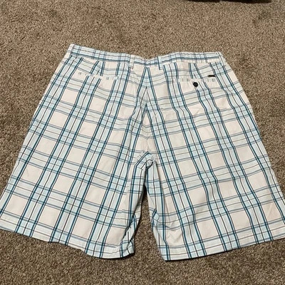 Pantalones cortos de golf Greg Norman Shark Tasso Elba a cuadros para hombre - talla 40 Foto 1 de 4