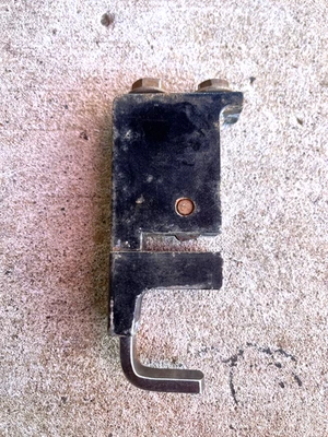 Delta Rockwell 9" Table Saw Rip Fence Rear Clamp for 1 1/8" Dia. Rails - Image 1 of 4