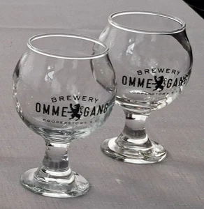 2 OMMEGANG Brauerei Cooperstown NY 4 Unzen Bier Verkostung Gläser - Logo Tulpe Schnüffler - Bild 1 von 7