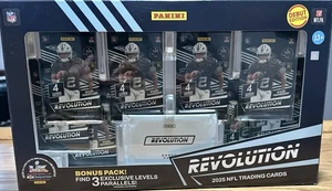 2025 Panini Revolution Football Bundle Box Brandneu Factory Set Lot 4 Boxen - Bild 1 von 4