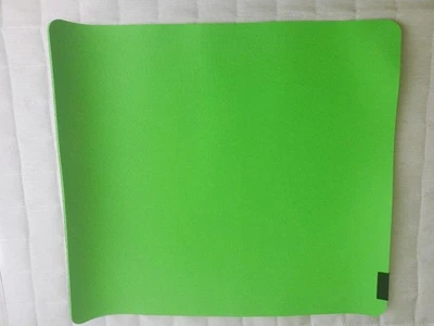 Alfombrilla de ratón grande para juegos Razer de doble cara verde y negra 450x400x3 mm Foto 1 de 2
