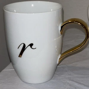 Weltmarkt Kaffee/Teebecher mit Goldbuchstabe "v" Monogramm / Henkel Kaffeebecher - Bild 1 von 4