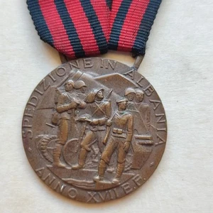 MEDAGLIA SPEDIZIONE IN ALBANIA REGNO D'ITALIA REGIO ESERCITO CARRI GUERRA WAR - Foto 1 di 5