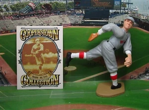 Figura suelta de béisbol y tarjeta Red Sox de Babe Ruth 1994 alineación inicial Cooperstown - Imagen 1 de 2