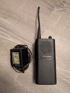 Motorola Radius SP10 UHF Two Way Radio *Tested* - Picture 1 of 9