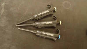 Thermo Scientific  Finnpipette F2, QTY 3, 5 - 1000 uL - Picture 1 of 6