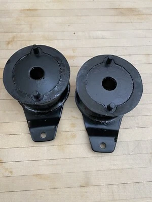 Oliver Tractor Seat Springs 660 770 880 950 990 p/n K1854A Both springs - Image 1 of 3