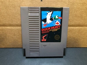 DUCK HUNT 5 SCREW NES GAME NICE - Picture 1 of 6