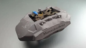 Orig Mercedes W205 W253 X253 W213 Brake Caliper Front Right + Brake Pads A25302 - Picture 1 of 9