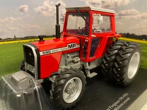 1/32 scale Universal hobbies 6766 Massey Ferguson 590 4wd Tractor Dual wheels - Picture 1 of 7