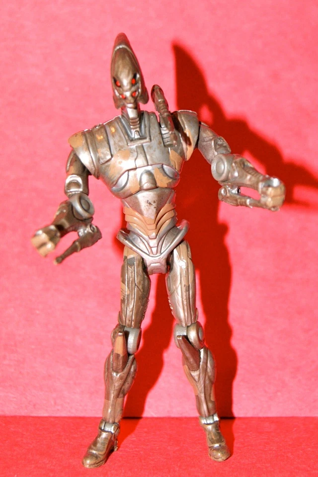 PACK DE CÓMICS DROIDE ASESINO 30 STAR WARS EXCLUSIVO SUELTO COMPLETO Foto 1 de 1