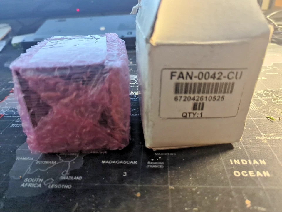 NEW Supermicro Xeon CPU Cooler FAN-0042-CU - Socket 604 Foto 1 de 1