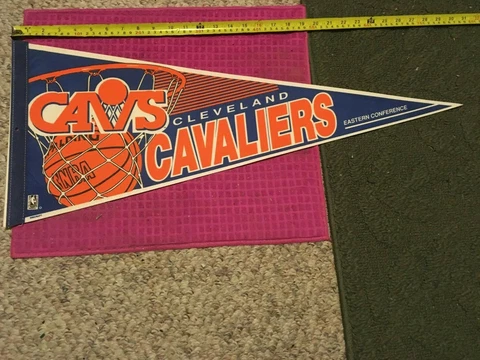 VINTAGE - CLEVELAND CAVALIERS NBA PENNANT - EASTERN CONFERENCE - OHIO -SHIP FAST Cover