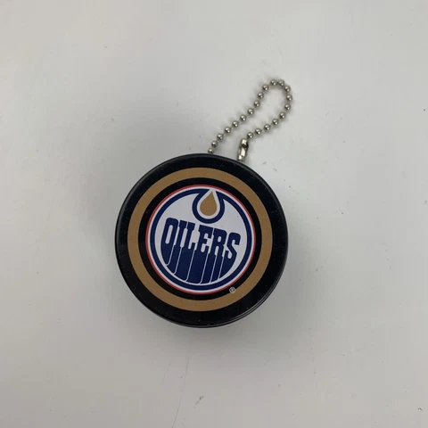 Edmonton Oilers Hockey NHL Tin Pill Box Keychain Series 1 Cover