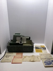 Vintage Brumberger Automatic Slide Changer Projector Model 1316 - Picture 1 of 18