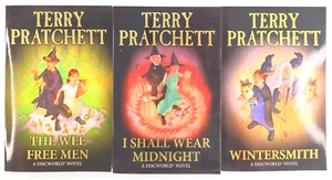 3x Terry Pratchett Discworld Novel Paperback Disc World Bulk Book Lot - Picture 1 of 10