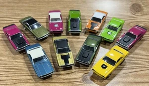 Johnny Lightning 1970 Dodge Challenger 11 Stück **lose** - Bild 1 von 12