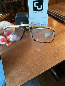 Eyewris Women's Folding Reading Glasses Tortoise Gold WR2.2 Medium With Case - Picture 1 of 6