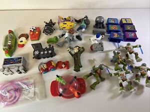Lot of 28 Newer/Vintage Toys McDonald's Burger King Wendy Happy Meal 90s to new
