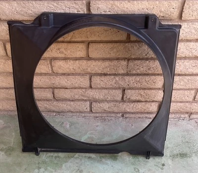 99-03 Ford Excursion F250 F350 7.3 radiador diesel ventilador externo cobertura F81A-8146-GC - Imagem 1 de 4