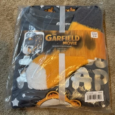 The Garfield Movie 3 Piece Pajama Set Womens Size Small (4-6) Grey Pajamas Pjs - Image 1 of 4