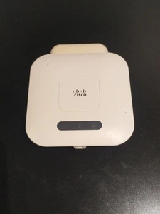 Cisco WAP121 Wireless-N Access Point  - Picture 1 of 4