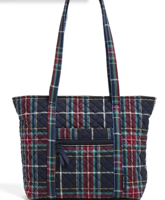 Bolso de Hombro Vera Bradley Vera en 'Tartán Cuadros' Invierno Navidad 15" x 11" Foto 1 de 4