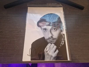 Hand Signed D J QUALLS (ROAD TRIP) Photo - Picture 1 of 3