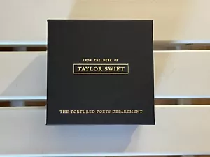 TAGLIA 8 - Taylor Swift - Anello dipartimento poeti torturati - SPEDIZIONE VELOCE - Foto 1 di 9
