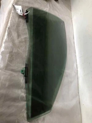 Lexus GS300 1998-2005 sedán puerta delantera ventana de vidrio con pasajero derecho tintado Foto 1 de 4