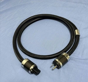 Cable de alimentación de CA de gama alta Furutech Alpha PS-950-18-Powerflux 1,8 m usado casi como nuevo - Imagen 1 de 1