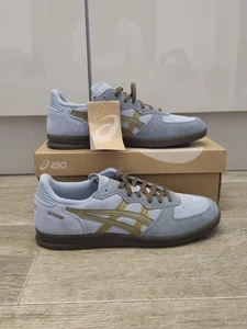 Asics Skyhand OG in Light Blue and Brown Mens UK 9 Asics Trainers Dolphin Grey - Picture 1 of 12
