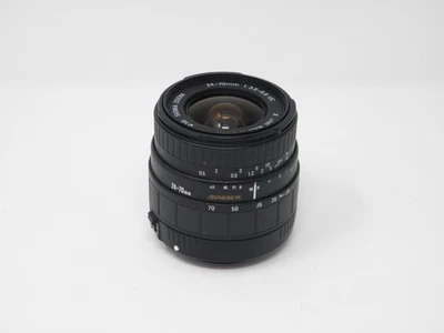 Sigma Zoom 24-70mm f/3.5-5.6 UC Aspherical Lens for Minolta Sony A Mount Japan - Image 1 of 4