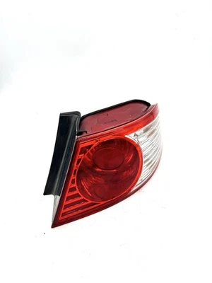 Задний фонарь правый со стороны пассажира под правую руку для KIA Amanti 2004-2006 годов выпуска - Изображение 1 из 4