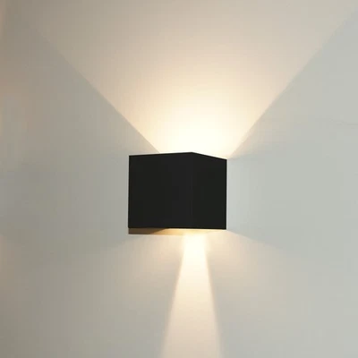 LED Wandleuchte schwarz außen & innen verstellbar 6W COB 490lm Up Down warmweiß - Bild 1 von 4