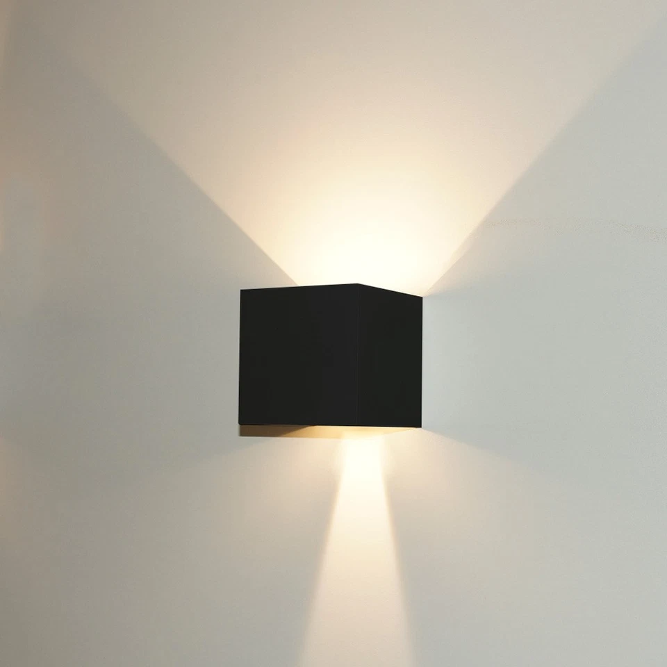 LED Wandleuchte schwarz außen & innen verstellbar 6W COB 490lm Up Down warmweiß - Bild 1 von 4
