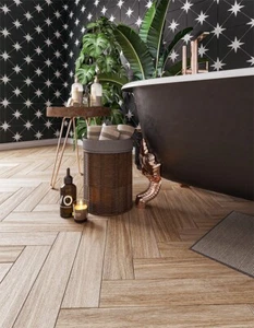 Oak Realistic Wood Texture Effect Tiles Porcelain 9.9×49.2cm 1 box: 15 Tiles - Picture 1 of 5
