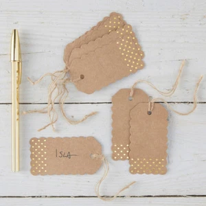 10 Geschenkanhänger Anhänger Goldene Punkte + Kraftpapier Gastgeschenke Hochzeit - Bild 1 von 2