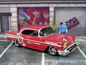 Neumáticos de goma sueltos Chevy Bel Air 2023 M2 Machines rojo '57 K1 - Imagen 1 de 3