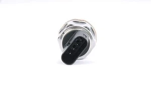 GM Fuel Injection Pressure Sensor GM 12623130 (12673824) 13-16 Silverado - Picture 1 of 2
