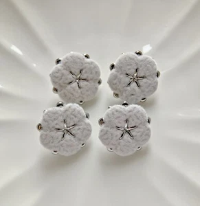 5pcs 18mm Grey velvet fabric plum blossom flower shape silver metal shank button - Picture 1 of 3