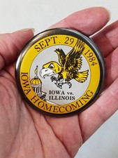 1984 Vintage Iowa Hawkeyes Football Homecoming Pinback Button!