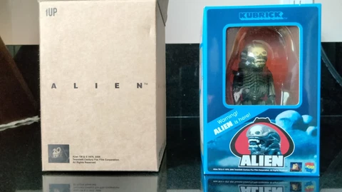 Medicom Kubrick ALIEN 2006 exclusive Cover