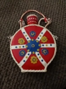 Vintage Folk Art Leder Überzogen Glas Flasche Kantine Rot Weiß & Blau 60er - Bild 1 von 4