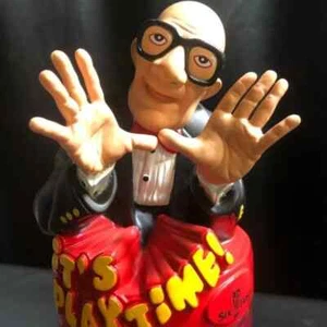 It's Playtime Dancing Old Man Six Flags Plastic Drink Bottle - Picture 1 of 4