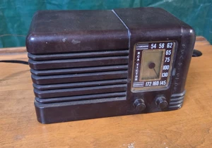 Antique Vintage Zenith Tabletop Vacuum Tube Radio Model 5D610 1941-42 WORKS! - Picture 1 of 7