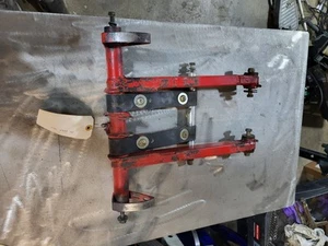 Polaris Edge Chassis Snowmobile Rear Suspension Front Swing Arm Xc 500 600 700 - Picture 1 of 9
