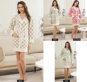 Bata ComfyLuxe con patrón a cuadros - Imagen 1 de 17