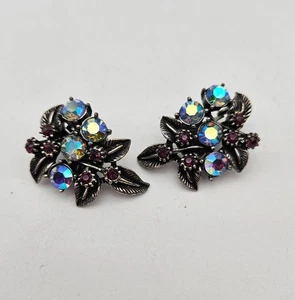 Vintage Florenza Flower Rhinestone Clip Earrings - Picture 1 of 4