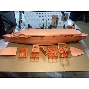 Kit stampato in 3d 1/200 portaerei francese Béarn (scafo completo/linea di galleggiamento) - Foto 1 di 9